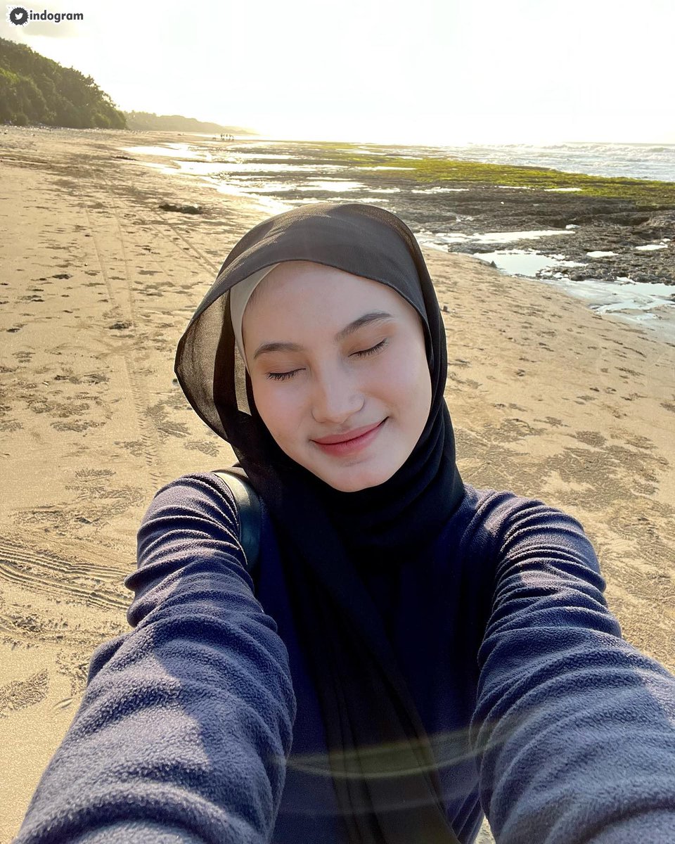 indogram's tweet photo. Repost Instagram:
๐ haerakeuuu
https://t.co/R4HLtDc9La
#Hijab #Jilbab #Instagram #indogram https://t.co/5R6KQ18u3A
