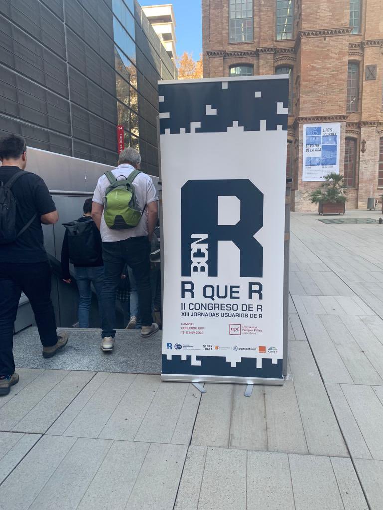 La setmana passada vàrem assistir al  II Congrés de R #RqueR <a href="/StorydataBcn/">Storydata</a> <a href="/comunicacioUPF/">Comunicació UPF</a> 

Seguim amb la formació integral del nostre equip! 💻📈