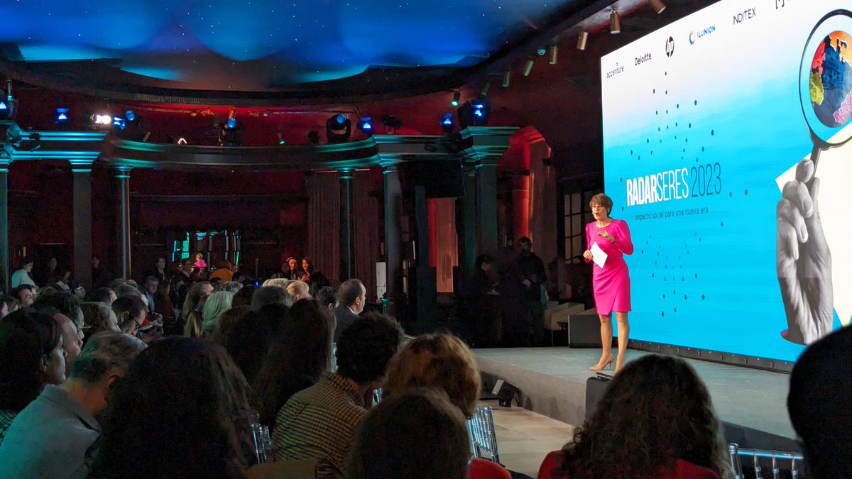 ¡Comienza #RADARSERES año 5! Una jornada de aprendizaje e inspiración conducida por Helena Díez-Fuentes en la podremos escuchar a las voces más relevantes del mundo de la #empresa, la #InnovaciónSocial, la academia y los medios de comunicación.

youtube.com/watch?v=Jrf7Dk…