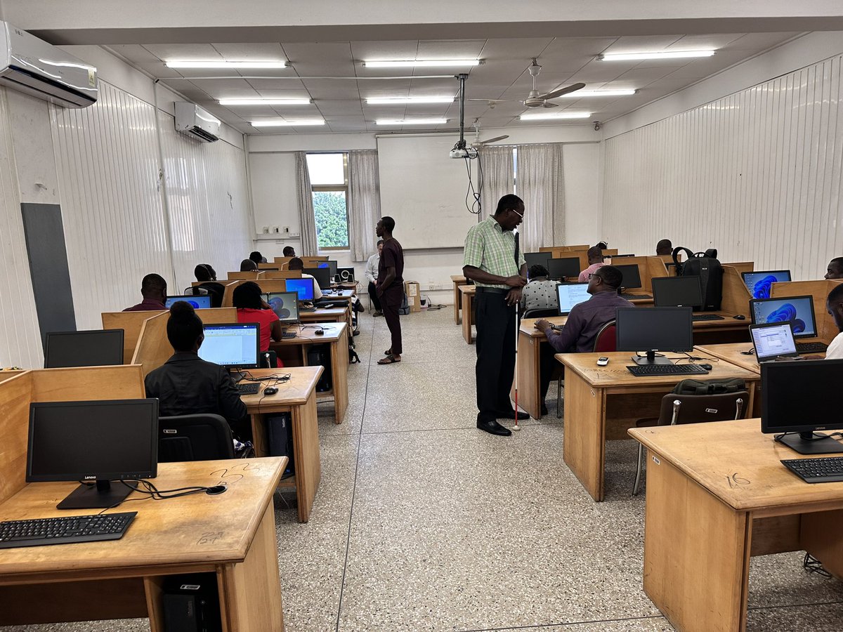 GIFECGhana's tweet photo. Introduction to Computer Basics for the Visually Impaired (ICBVI)

👨🏾‍🏫Today’s focus:
MS Excel and Introduction to Web Browsing 

#ReducingInequalities
#BridgingTheDigitalGap https://t.co/a4yxB0VS1g