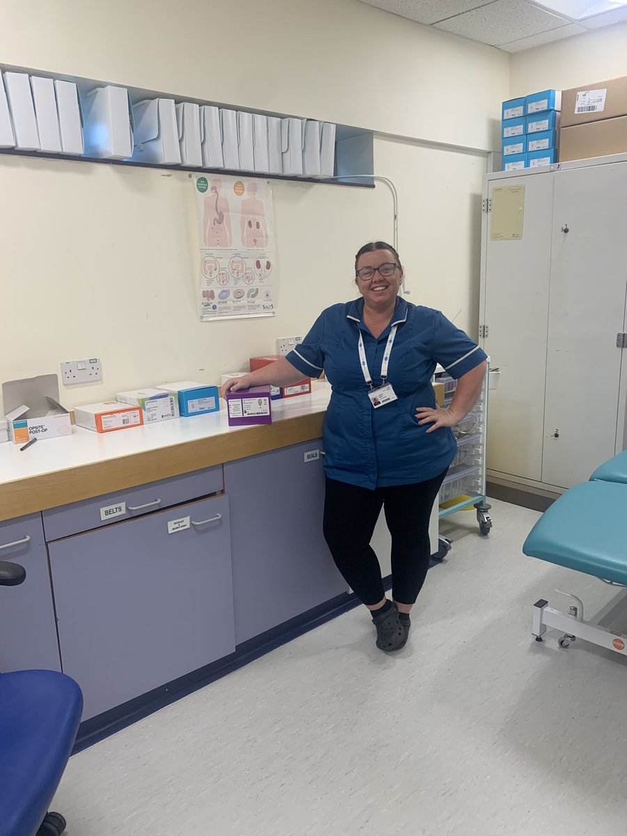 Staceyharper68's tweet photo. Our amazing band 4 ready for her full template clinic! Helping our patients take the stress of cutting their bags away! @respondltd @DerrifordNurses @Derriford_Hosp @SueClemow @Nickymetty https://t.co/e06sF4wfGE