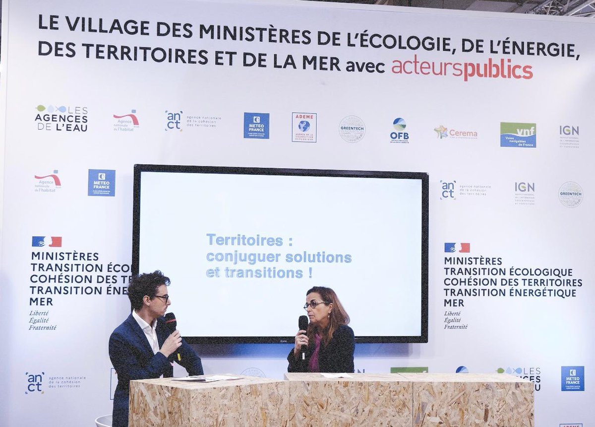 📣 C'est le @salondesmaires #SMCL2023   Nous présentons nos services pour aider les élus à s'adapter au changement climatique : ➡️ Offre sur l'îlot de chaleur urbain ➡️ Climadiag commune ➡️ DRIAS-eau   Vous êtes sur place ? Venez à notre rencontre ! 👉 meteofrance.fr/actualite/pres…