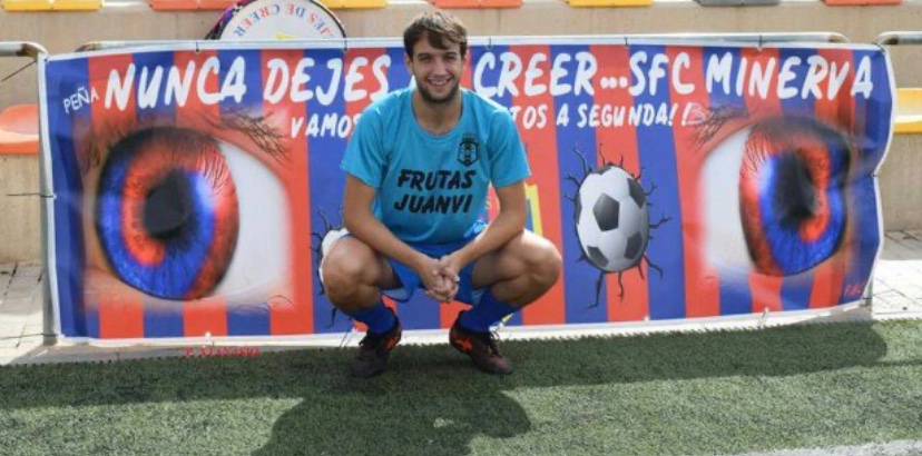 Nacional10x's tweet photo. Preferente Autonómica 
José Alberto, centrocampista de la SFC Minerva quien sufriera una rotura de ligamento cruzado anterior y menisco externo en el último partido ante el CD Bala Azul. Queremos mandarte un mensaje de apoyo y expresar nuestra más sincera ayuda en recuperación https://t.co/4jySbXz6YS