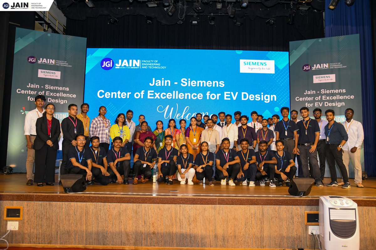 Jain_Grp's tweet photo. JU-FET’s EEE Department joined forces with Siemens Digital India to sign an MoU and announce a Siemens Centre of Excellence for Electric Vehicle Design!

#JAINUniversity #JUFET #EEE #DigitalIndia #Digital #EV #Design #MOU #Launch #Excellence #Students #Faculty #Skills #Future https://t.co/jbVSbKJIKf