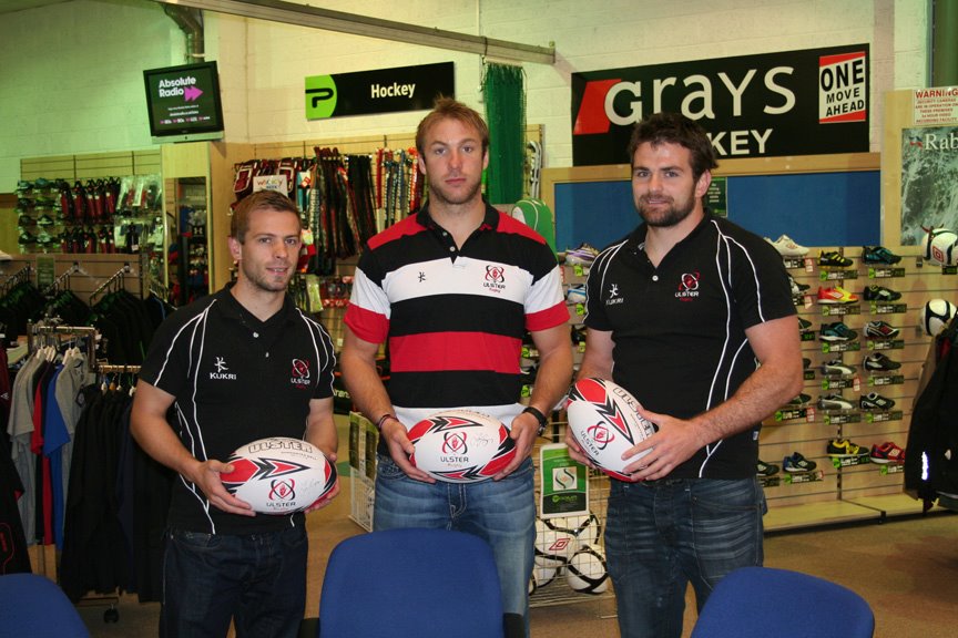 podium4sport's tweet photo. Doing some long overdue photo housekeeping and happened upon these fresh faced youngsters... @StephenFerris6  @PaulMarshall9 @thepain15  

(I swear they were happy to be here!) https://t.co/ObE0VFc2rF