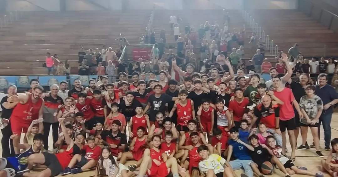 Una vez más, EL ROJO ES FEDERAL.

#rumboalos100años #vamosrojo #vamoslospibes