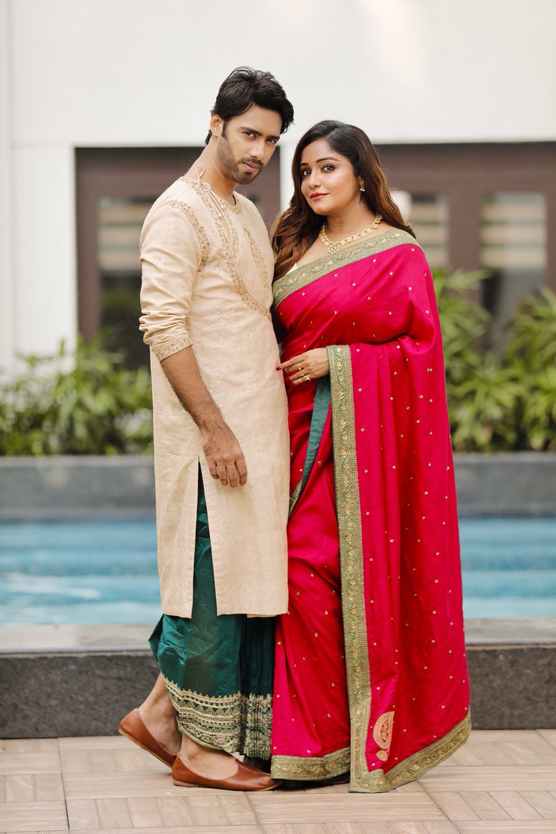 sayantani8's tweet photo. Spl shoot for @t2telegraph
With @RezwanRS360
#yesterdaystory https://t.co/6fUpYweRje
