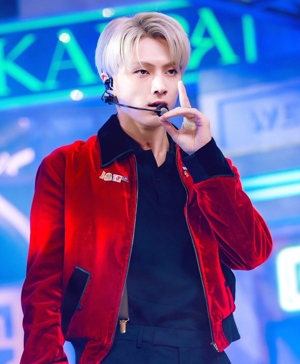 201KMJS's tweet image. #JAY &amp;amp; #WINTER Official Photos on Inkigayo