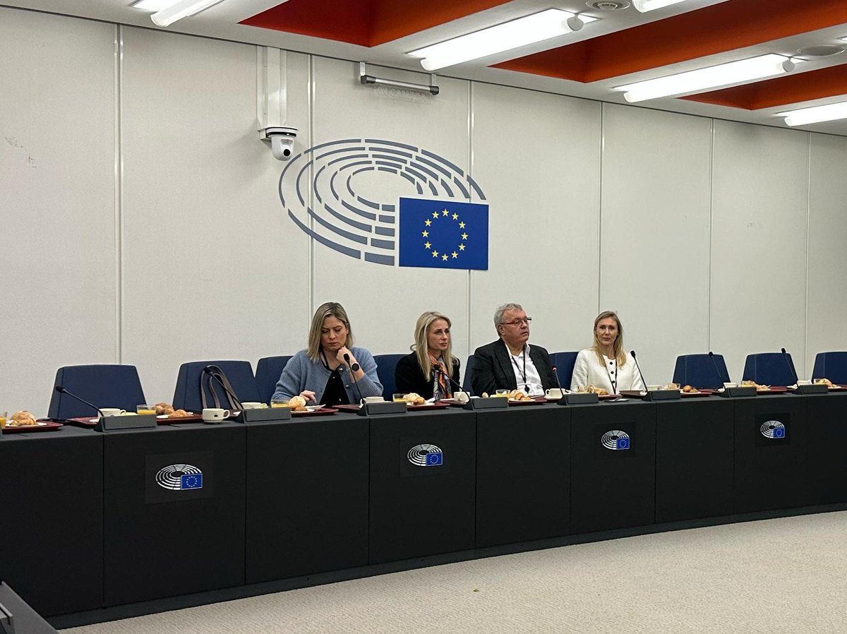 Starting a series of meetings at Strasbourg #EPlenary. With @VladimirDlouhy we met 🇨🇿 delegation in @EUparliament. We agreed ▶️ business sentiments and views must be taken seriously by EU institutions.