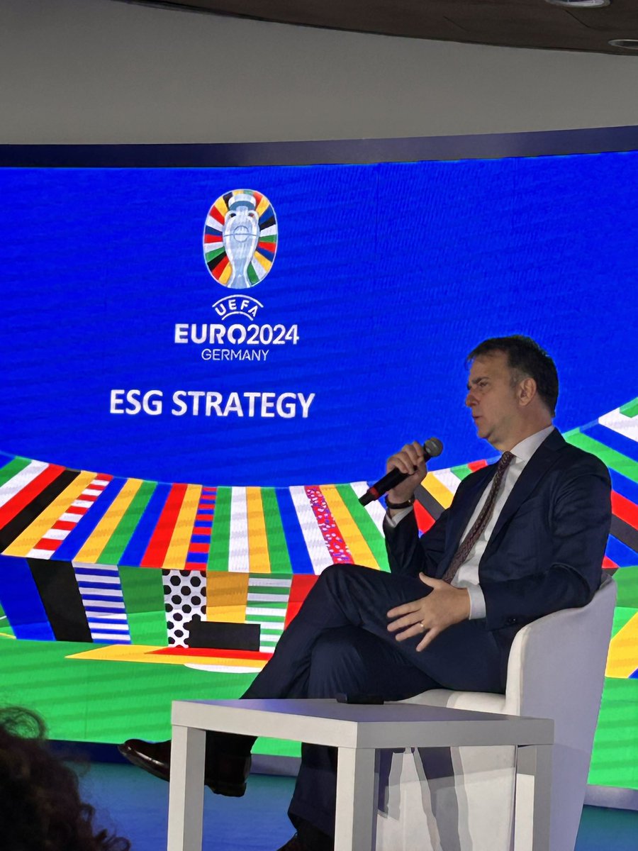 Sostenibilità e impatto delle partite. La strategia di #EURO2024 raccontata da Michele Uva #UEFA al #SFS23 allo Stadio Olimpico di #Roma @SF_Summit