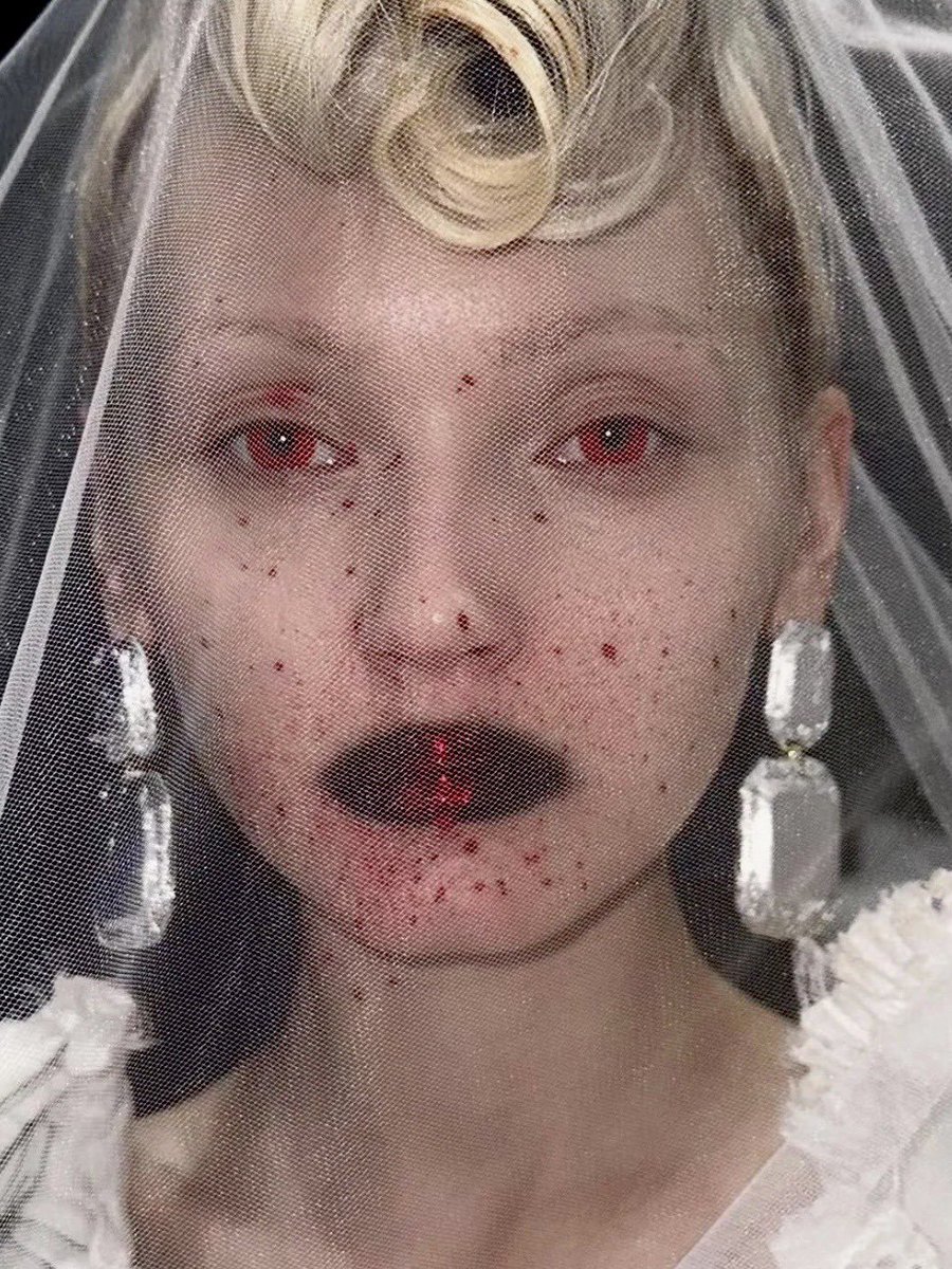 veivetchica's tweet image. chundie zhu ss24