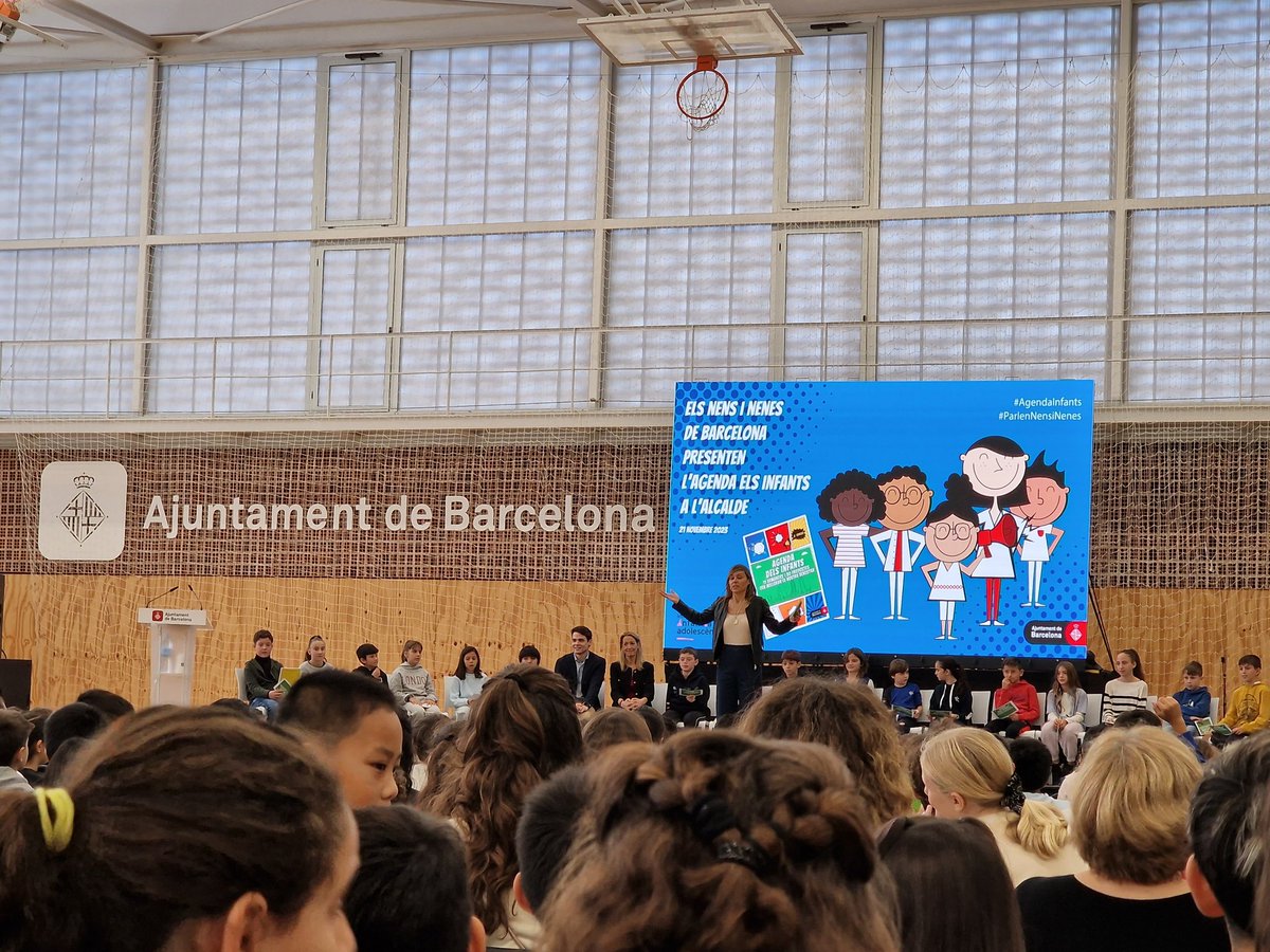 Ana Novella (@ana_novella) on Twitter photo #AgendaInfants #ParlenNensiNenes
Nenes i nens de Barcelona comparteixen l'agenda dels infants amb referents polítics. 11 demandes i 30 propostes x millorar el benestar dels infants.Infants <a href="/ElsPorxos/">Escola Els Porxos</a> i <a href="/ceiplapau/">Escola La Pau</a> del projecte <a href="/imcitizen_eu/">imcitizen_eu</a> també participen de l'acte <a href="/InstInfancia/">InfànciaAdolescència</a> #AgendaInfants #ParlenNensiNenes
Nenes i nens de Barcelona comparteixen l'agenda dels infants amb referents polítics. 11 demandes i 30 propostes x millorar el benestar dels infants.Infants <a href="/ElsPorxos/">Escola Els Porxos</a> i <a href="/ceiplapau/">Escola La Pau</a> del projecte <a href="/imcitizen_eu/">imcitizen_eu</a> també participen de l'acte <a href="/InstInfancia/">InfànciaAdolescència</a>