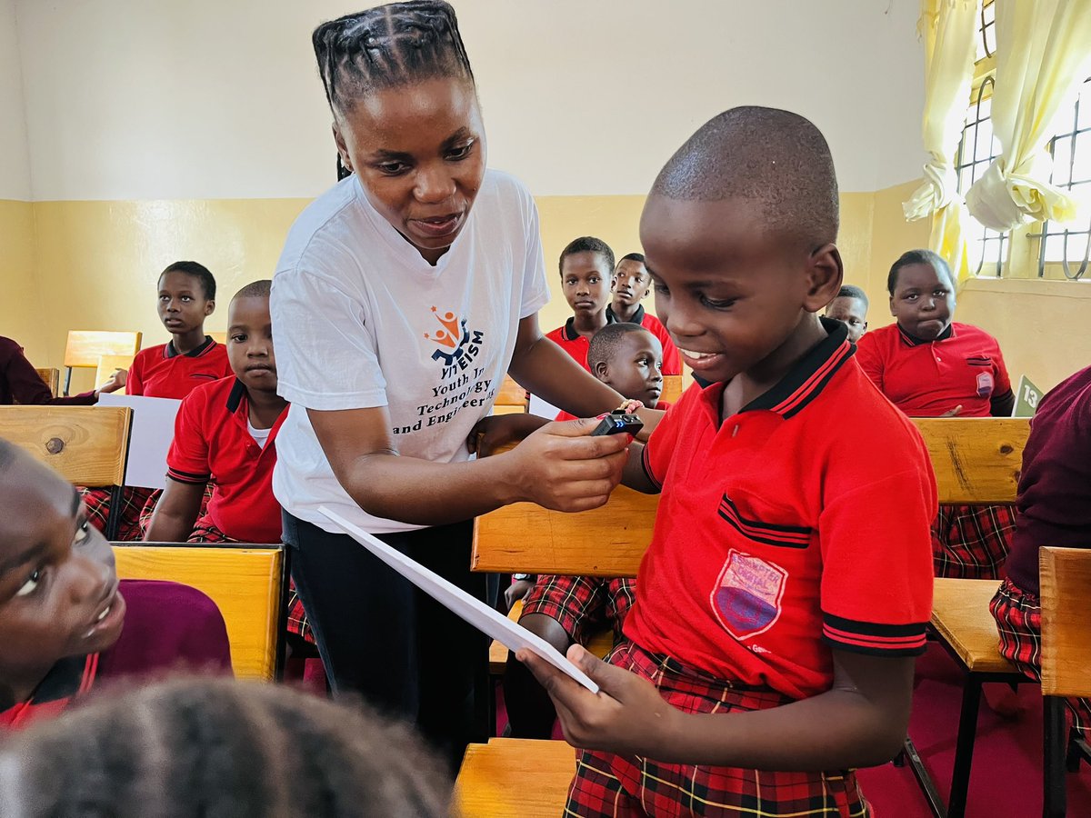 yiteism_tz's tweet photo. Voices of young minds!
#kidstalk #sdgs #stem #voice #empowerher #speak #impact #tbt https://t.co/G9fmJaklw6