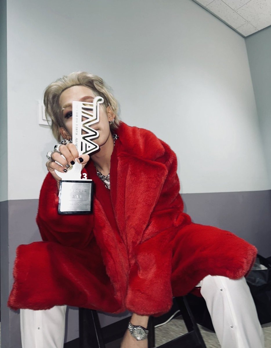 CHOI HYUNSUK. tweet media