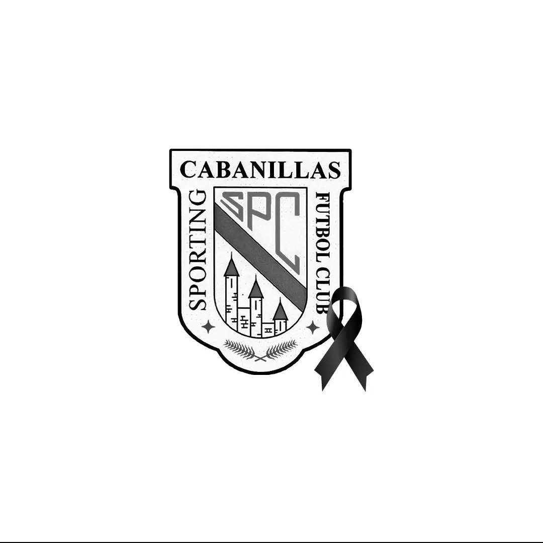 Sp_Cabanillas's tweet photo. En la mañana de hoy se ha producido el triste fallecimiento  de Ángel Blanco, Pajarero , presidente historico de nuestro club que dedicó toda su vida por el equipo de su pueblo. 

Mandamos un profundo pésame a familiares y amigos. 

DEP ♥️🤍💚 https://t.co/MYUrwk3VpG