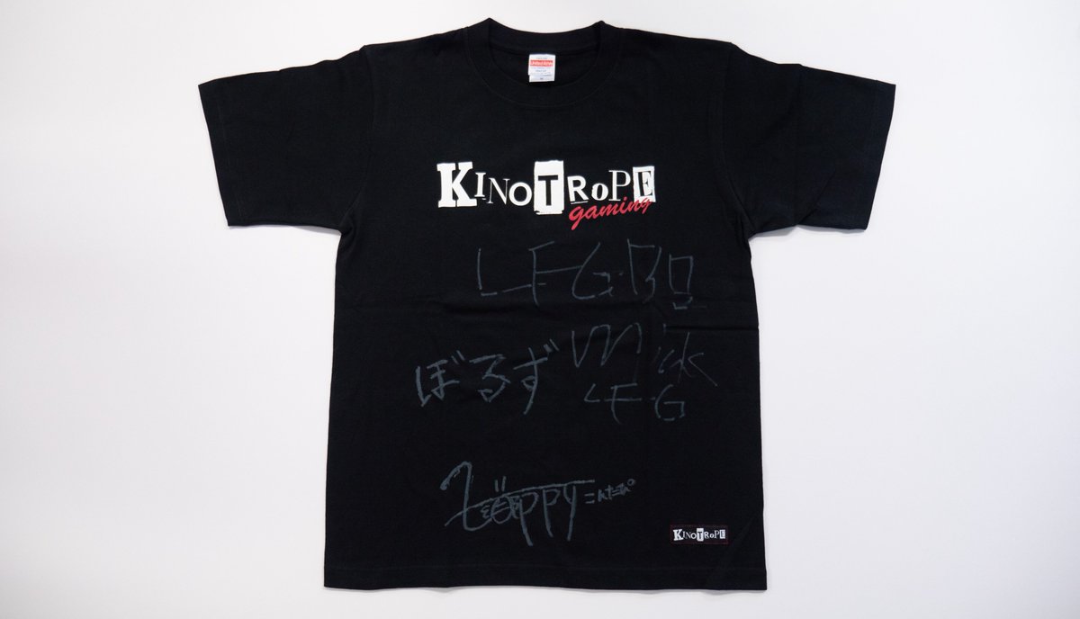 KINOTROPEgaming's tweet photo. 【VOLzZさん来社記念プレゼントのお知らせ】
「LFGBOYS」のHAO CUPでのヘリ東京ナイトクルーズgetを記念して、3名のサイン入りTシャツをプレゼント。
M3枚を各1名、3名様にプレゼントいたします！
すべて1tappy、Mia.K、VOLzZの3名のサイン入りです。

＜応募条件＞
・@KINOTROPEgaming
・@Vol_zZ_
のフォロー
・本ポストをリポスト(リツイート)
＜当選発表＞
当選者の方にDMをお送りします
＜応募期限＞
12/11（月） 23:59〆