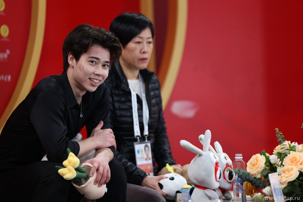 Interview with David Dai at the Cup of China 2023: tulup.ru/news/715/david…