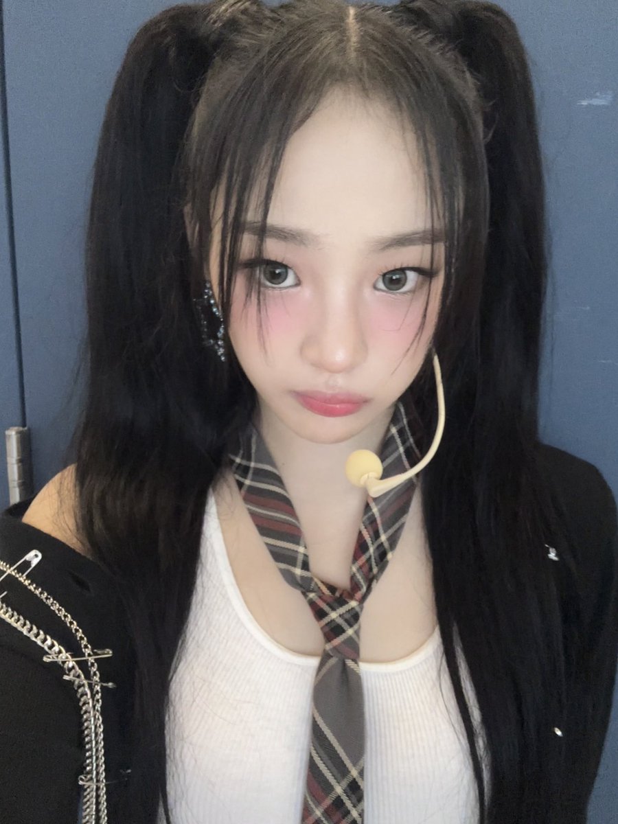 NewJeans tweet media