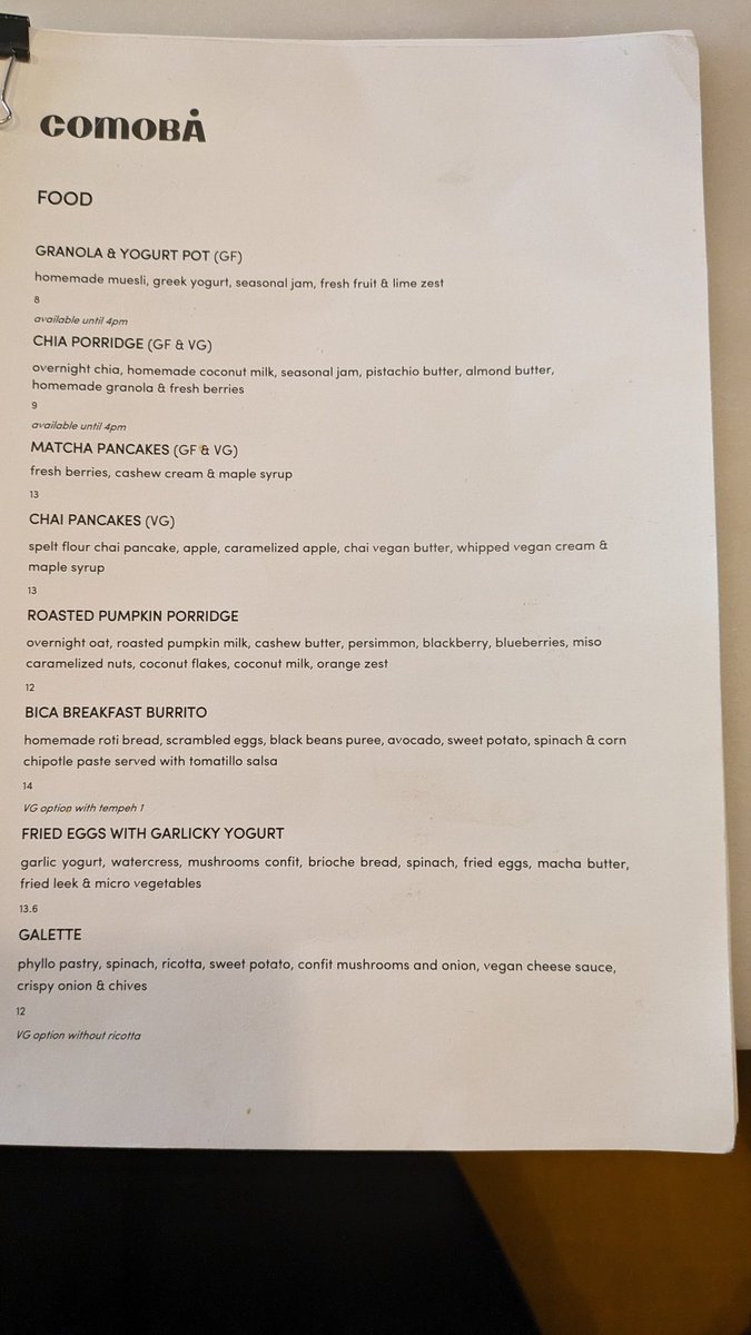 VeganOlive1's tweet photo. Breakfast at #Comoba #Lisbon...A cool place with fabulous #Vegan options ππ±βοΈπ»π https://t.co/redHdjYrKe