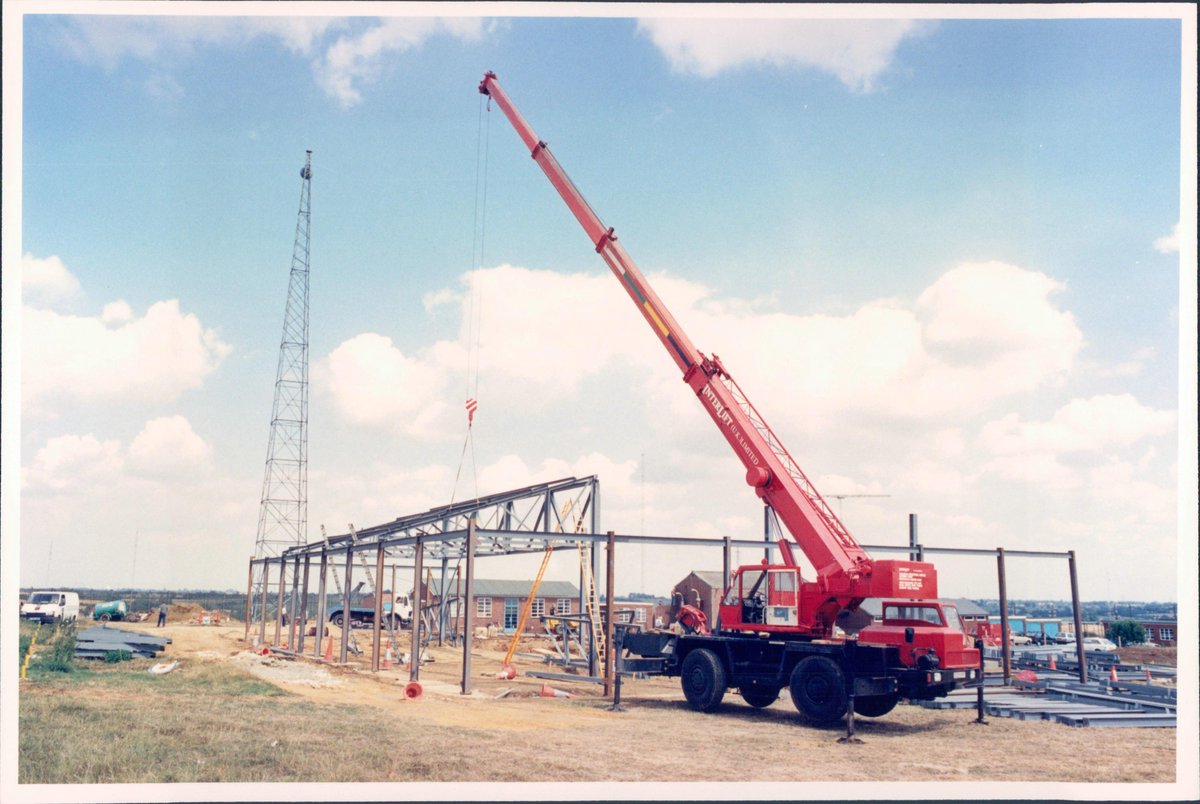 Another archive pic from around 1989 when the current technical facility was just being built.  The old transmission building which was of similar design to the sister site at #Poundon is still visible far right.