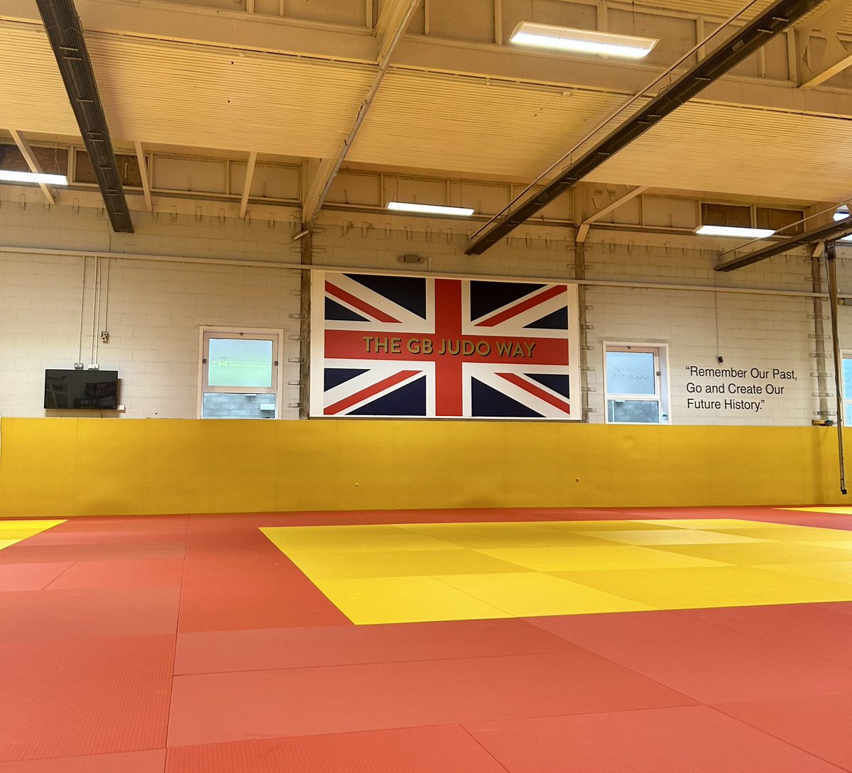 Really insightful day at <a href="/BritishJudo/">#WeAreGBJudo🇬🇧🥋</a> with <a href="/_UKCoaching/">UK Coaching</a> #HORIZON programme. Lots of reflections and takeaway as we move forward.🔥 Thank you to the staff for welcoming us into your environment🥋