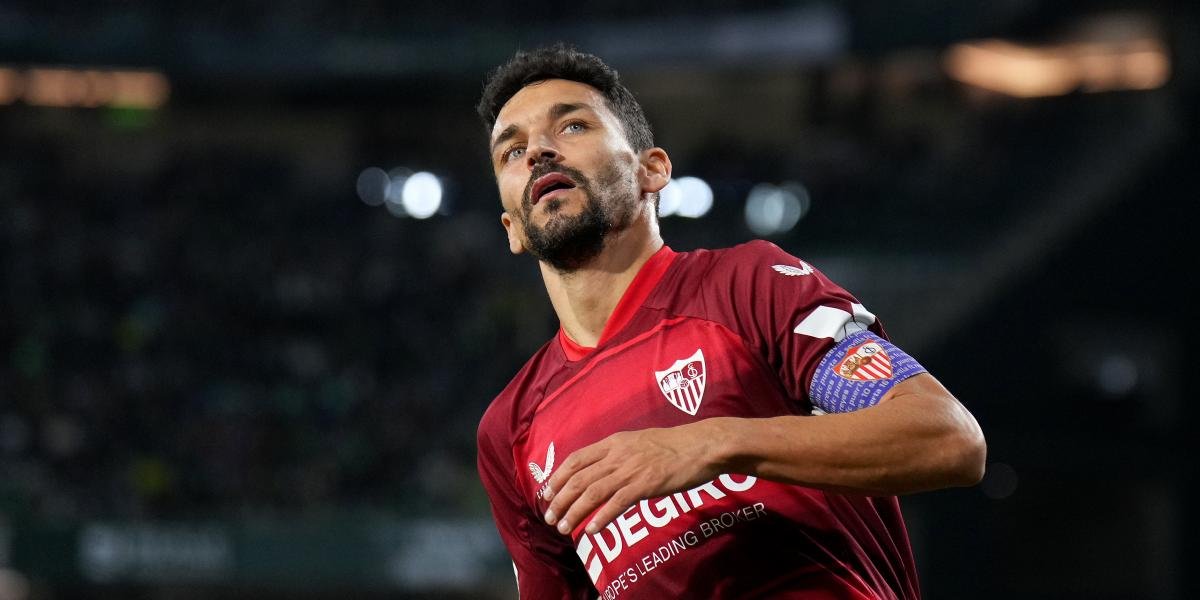 Jugador con más partidos en la historia del Sevilla (668)

Jugador con más victorias en la historia del Sevilla (328)

Jugador con más titulos en la historia del Sevilla (8)

Único jugador en ganar Mundial + Euro + Liga de Naciones

38 años. Eres ETERNO, <a href="/JNavas/">Jesús Navas</a>