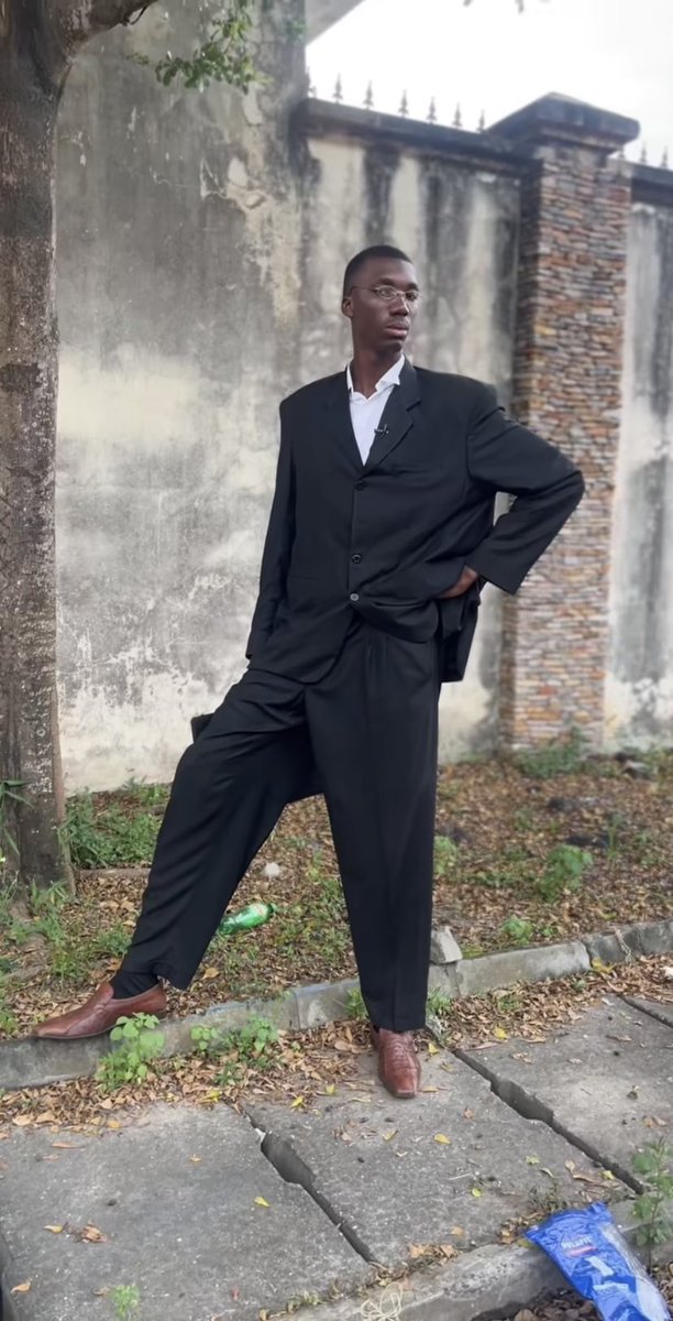 seunoyeniyi_'s tweet image. Dressed as Layi not Wasabi for my costume day😂  
.@layiwasabi
#ClassInvicta #FUTAClass22 #TheINVICTA #InvictaCostumeDay