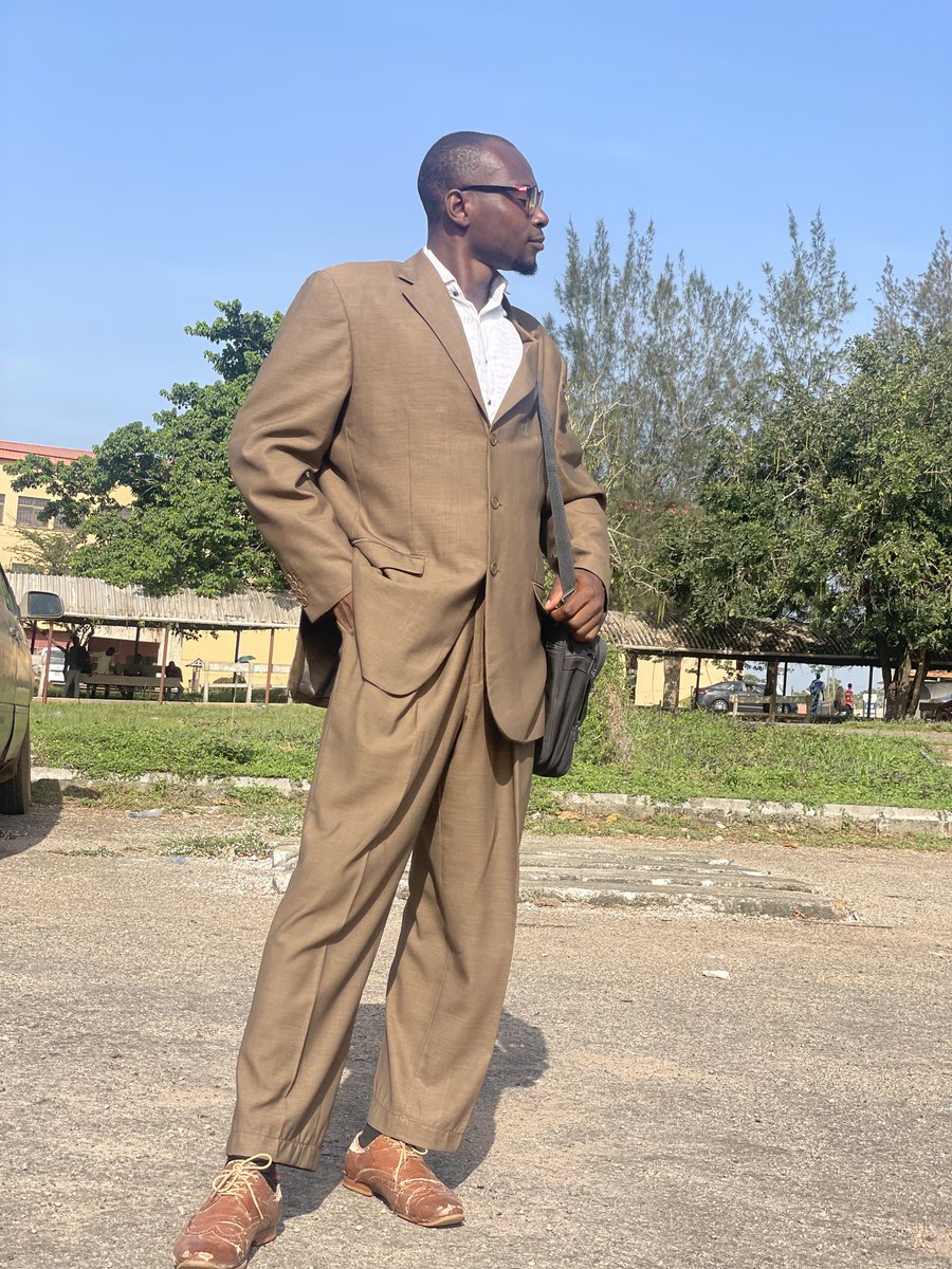 seunoyeniyi_'s tweet image. Dressed as Layi not Wasabi for my costume day😂  
.@layiwasabi
#ClassInvicta #FUTAClass22 #TheINVICTA #InvictaCostumeDay