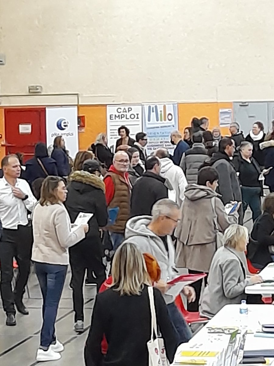 [#SEEPH2023] 👏 Félicitations aux équipes @poleemploi_NA du Bassin de #Dax et @capemploiLPB mobilisées pour la semaine de l'#emploi des personnes en situation de #handicap à #Narrosse et qui ont permis la rencontre 🤝 de candidats avec des recruteurs et partenaires.