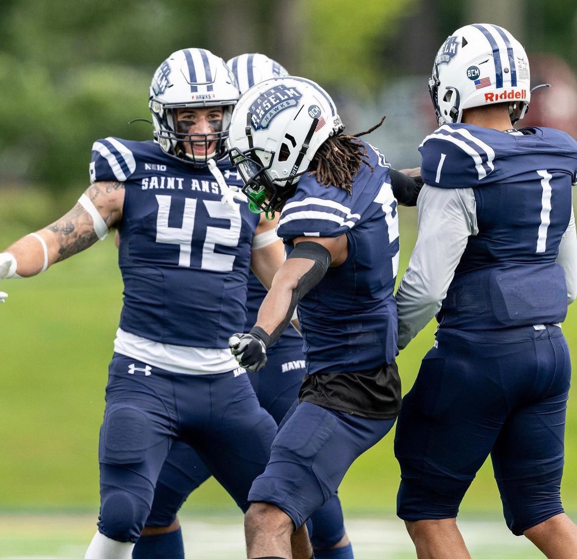 After a blessed conversation with <a href="/CoachJoeAdam/">𝐉𝐨𝐞 𝐀𝐝𝐚𝐦 𝐇𝐁𝐂</a> I am blessed to receive an offer from Saint Anselm!!  <a href="/STAHawksFB/">Saint Anselm Football 🏈 #BCM</a> #agtg
