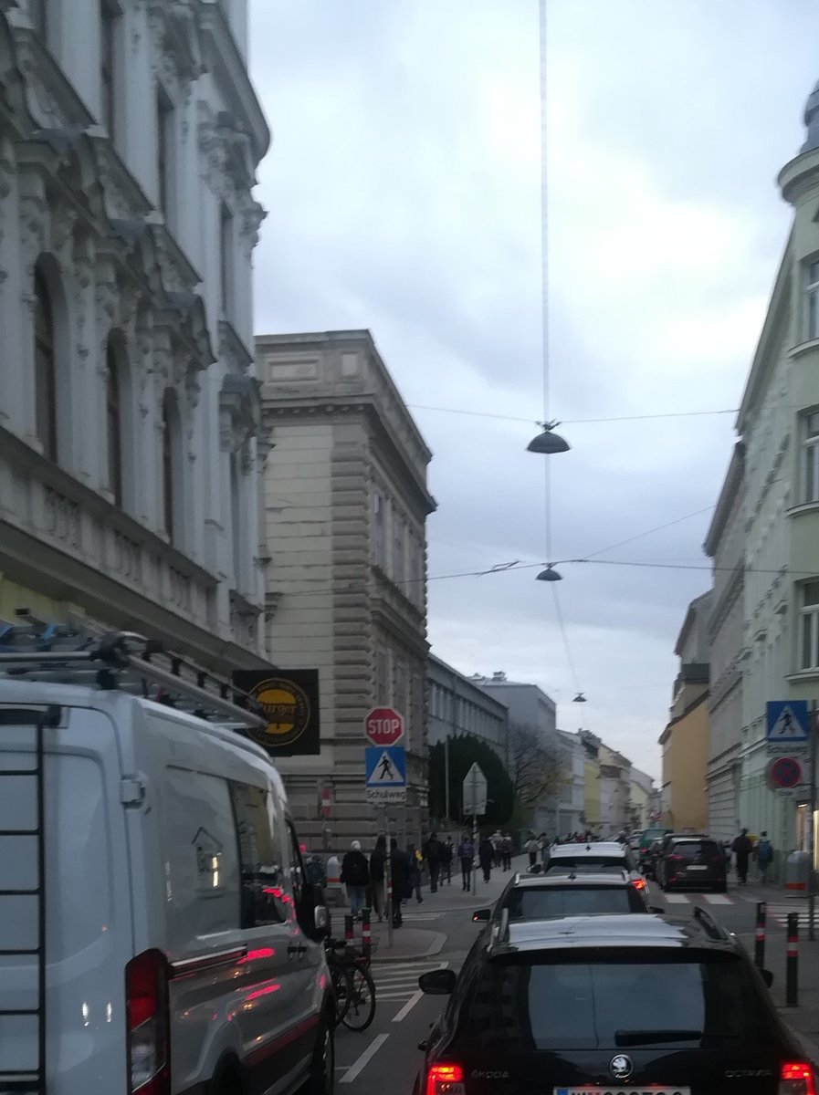 Fahrradstraße Geblergasse-Seeböckgasse tweet media