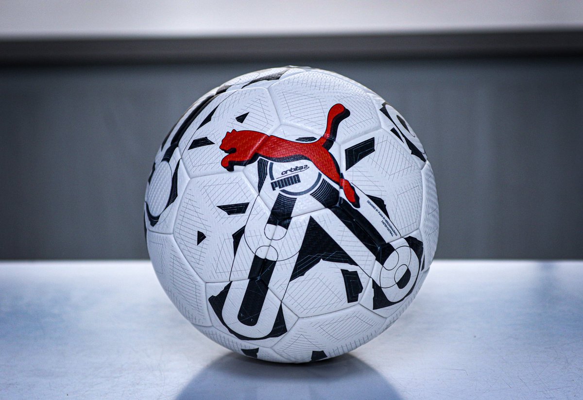 SomosVsSports's tweet image. 🎁 ¡TENEMOS REGALAZOS! 😍

Podés llevarte la camiseta original de la Albirroja ⚪️🔴 y un balón oficial ⚽️

¿Cómo participar? 
-Seguí a @somosversuspy 
-Mandános una foto viendo @SomosGEN o @Universo970py TV con el hashtag #GENAlbirrojoueno
-Dale RT a esta publicación…