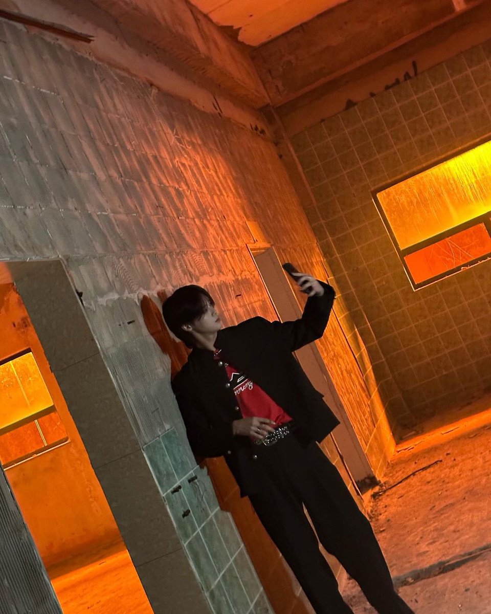 keiipics's tweet photo. [instagram]

1/2

#andTEAM #앤팀 #K #andTEAM_K https://t.co/FsQmcT6Af2