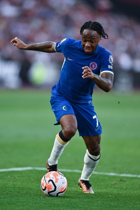 WhoScored's tweet photo. 🤤 Most successful dribbles in the Premier League since 2009/10:

🥇 Wilfried Zaha - 969
🥈 Eden Hazard - 909
🥉 Raheem Sterling - 750
🏅 Adama Traore - 696
🏅 Riyad Mahrez - 284 

#WhoScoredAnswers https://t.co/V2xMbMTm5G