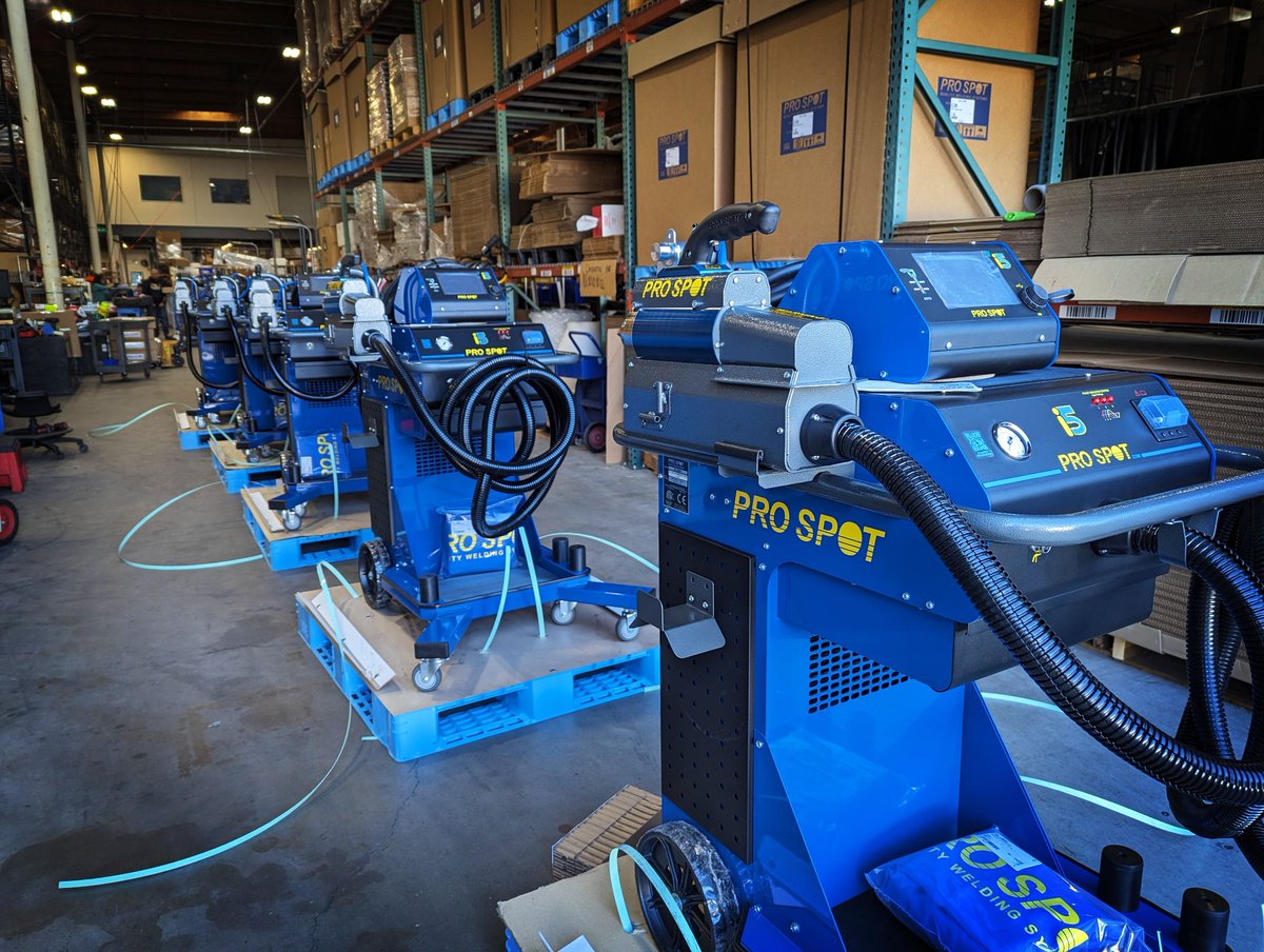 prospotwelding's tweet photo. Newly built spot welders are ready to go out the door. Way to go, team!
#madeinUSA #prospot #prospotwelding #spotwelding #spotwelder #manufacturing https://t.co/uqldrfmvdD