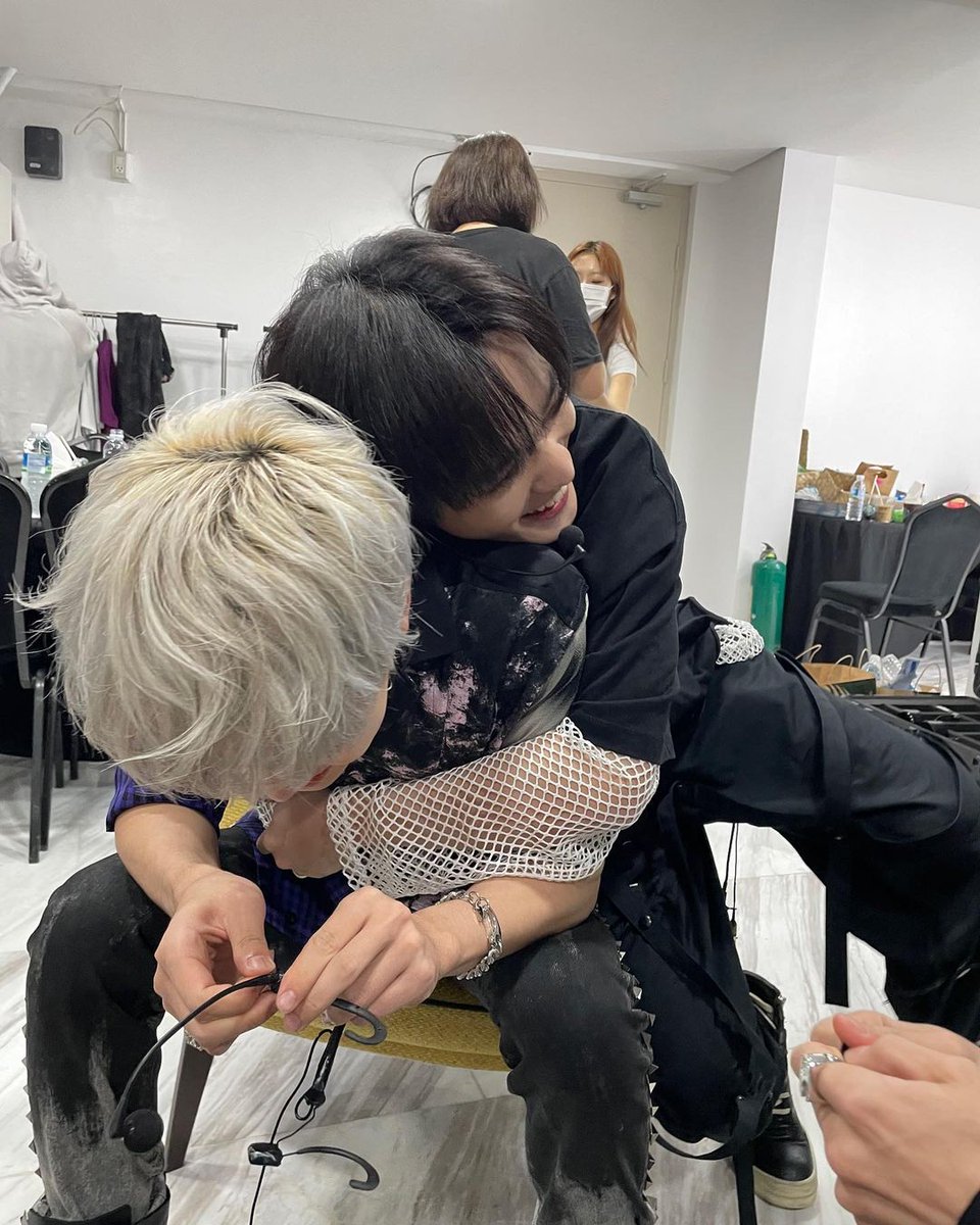 justdoitjj's tweet photo. Happy birthday Chenle!🥳 thank you for your hard work and your love, we love you💚

#HAPPYCHENLEDAY
#어머_천러생일이잖아 
#BrightestStarCHENLEDay https://t.co/wFznKsf1nY
