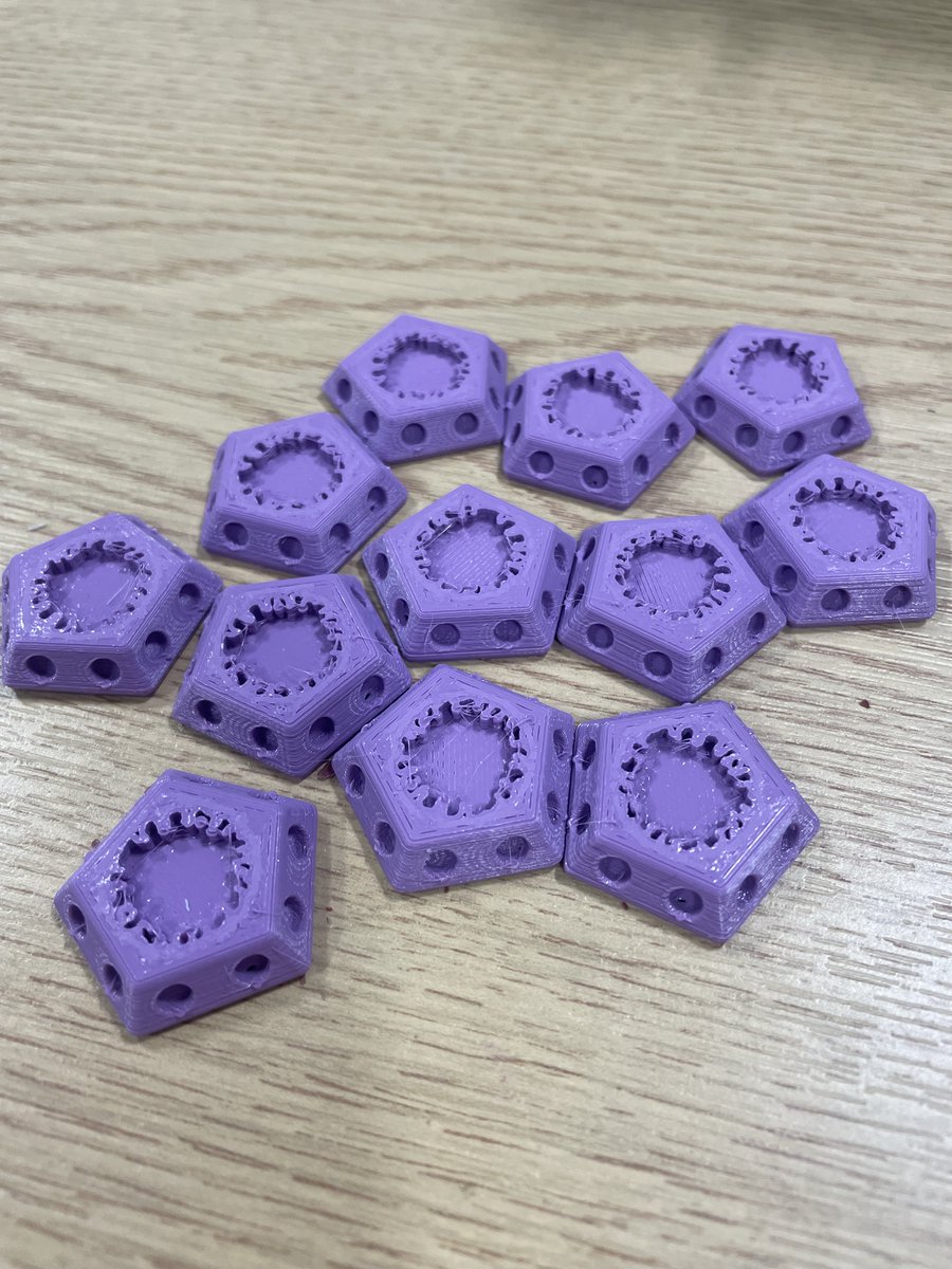 MULibraryMaker's tweet photo. Thanks to all who took part in #Scienceweek23 around @MaynoothUni & beyond. We were so happy to #3Dprint some viruses and even a model of the digestive system.
Thank you @MUHost_Path and Ciara Flynn.
#filamentfriday https://t.co/ju5pgozX8p