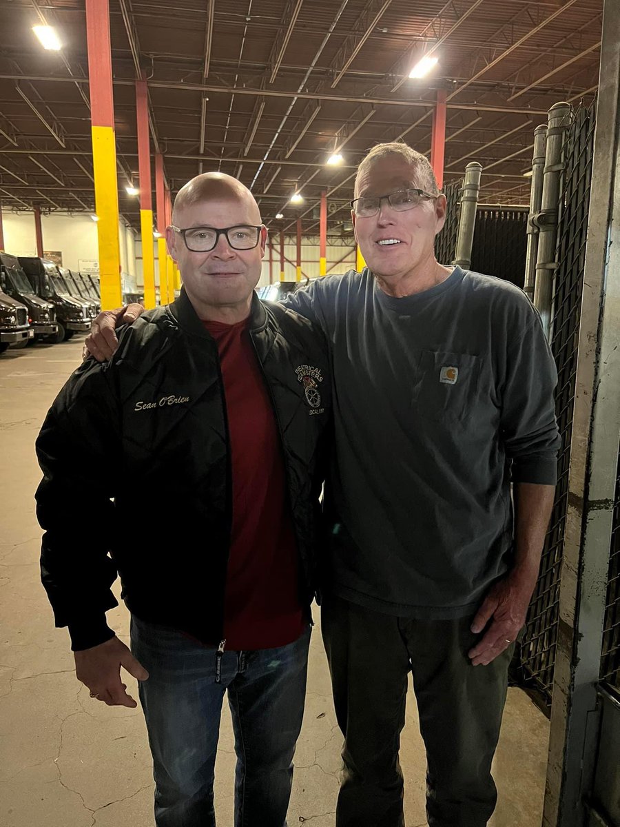TeamsterSOB's tweet photo. South Boston Pre-load earlier this morning… Great to be at the home base seeing @Teamsters25 members…Brother Steve Todd 40+ year Teamster #LoyaltyForLife #Local25TheBest #TeamsterStrong 💪🏻 https://t.co/WvQ7pSacBD