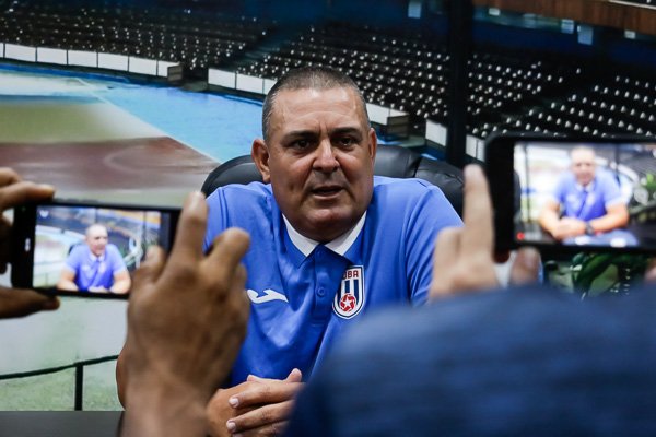 🗣️ "Es un gran honor jugar contra tamaño rival. El resultado no es importante."

– Yunielis "Papo" Castillo.