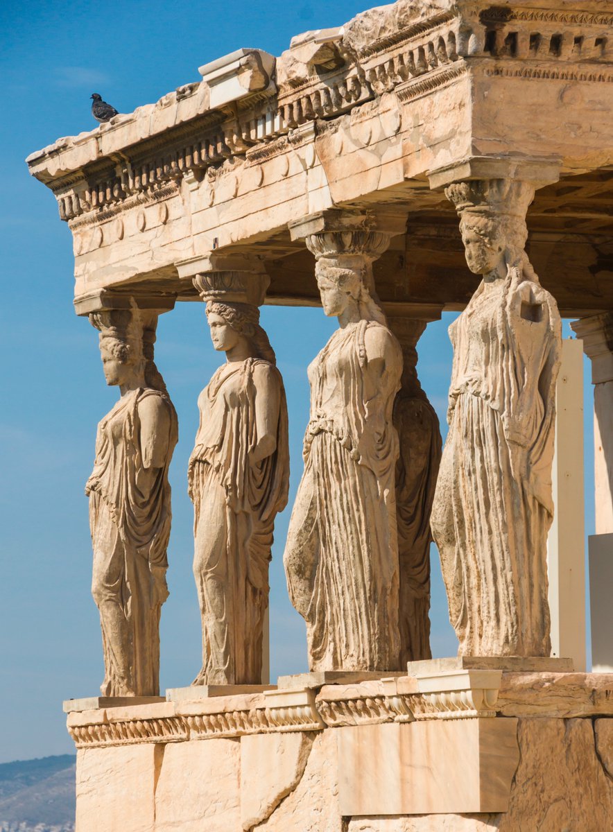One masterpiece from each major movement of Western architecture - a thread 🧵

1. Classical Greek: The Erechtheion, the Acropolis of Athens, Greece (c.406 BC)