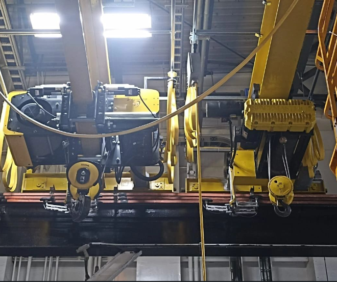 Hancar Industrial was able to capture our Spacemaster SX and Spacemaster II hoists side-by-side!