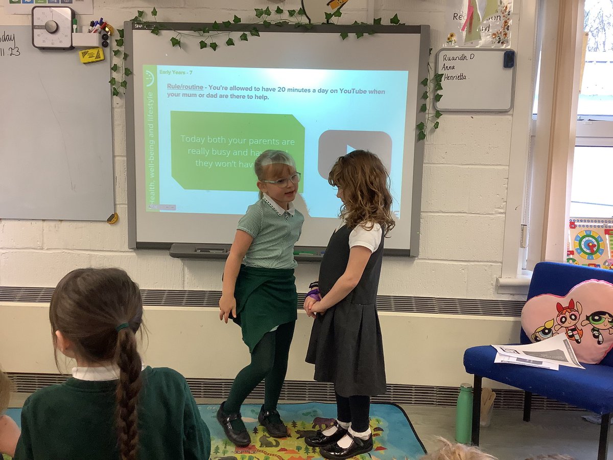 stmargaretsps's tweet photo. #P3A Project Evolve - worked really hard in groups, role playing different scenarios when the rules change with regard to their use of devices at home and at school. #digimargs https://t.co/P61GqAZEkL
