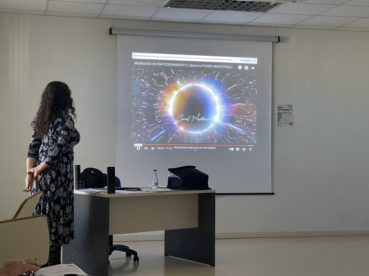 CCult_Guiju's tweet photo. 💜 Autoconocimiento y desarrollo personal para mejorar la autoestima, esta mañana en el Taller "YO MUJER”, dentro de la programación con motivo del 25N en #CentroCulturalGuijuelo.

#YoMujer #25N #ProgramacionCulturalNoviembre
#CentroCultural #CulturaGuiiuelo https://t.co/C4WhEcBeYH