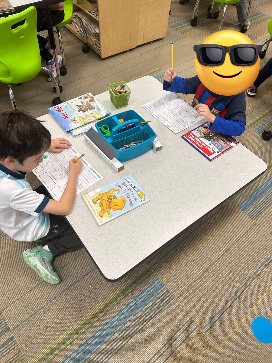 Kelly Dickerson tweet media