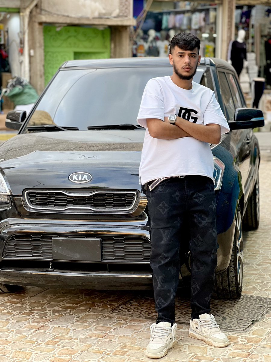 فالذي خلق الطريق الصعب 🤞🏻خلق فيك القوه على اجتيازه 🖤