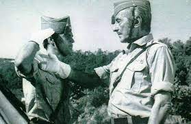 PlataformaMill1's tweet photo. Hoy, en conmemoración del #DíaMundialDelSaludo, recordamos unas palabras del general #MillánAstray:
"El saludo del #legionario es el más enérgico, el más #airoso y más #marcial que pueda desearse. La mirada brilla con fiebre, es fija y recta a los ojos del mirado". https://t.co/ceg5LbhupK