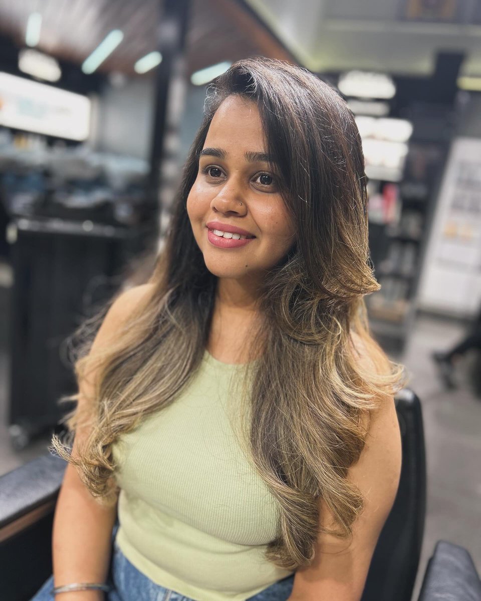 mansibhardwaj25's tweet photo. did i show you my new hair?☺️💇🏻♀️
#mansibhardwaj #MB #MBians #MBsings #MBlive #singer #music #musician #indianidol #haircut #newhair #hairstyle #hairgoals #hairtransformation #hairfashion #toniandguy #style #fashion #staytuned #keepsupporting https://t.co/ruHIAKrP0h