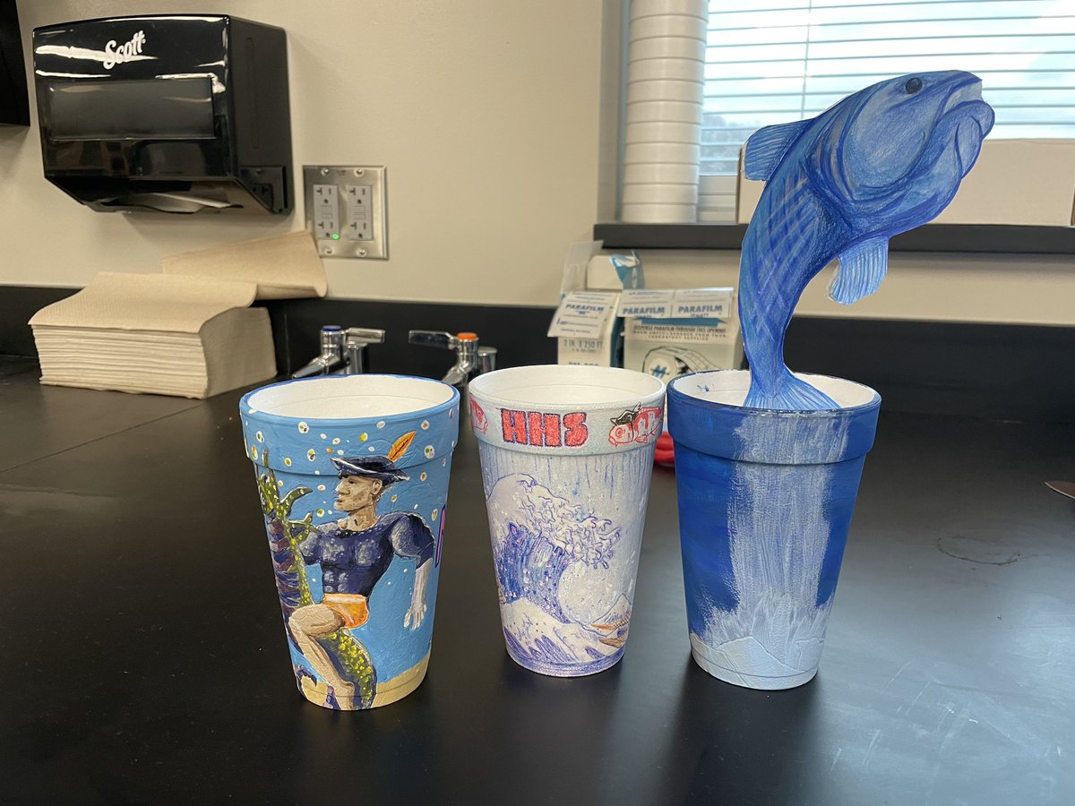 RaiderStudentC's tweet photo. Congratulations to Mr. Powells class for winning the food drive.

-2nd place goes to Sra. Mansilla’s class!

-Cutest cup goes to Mrs.Hendersons class!

Your generosity and teamwork made a significant impact in our community. 🌟🥇  #MakingADifference https://t.co/lhwxgKKtrP
