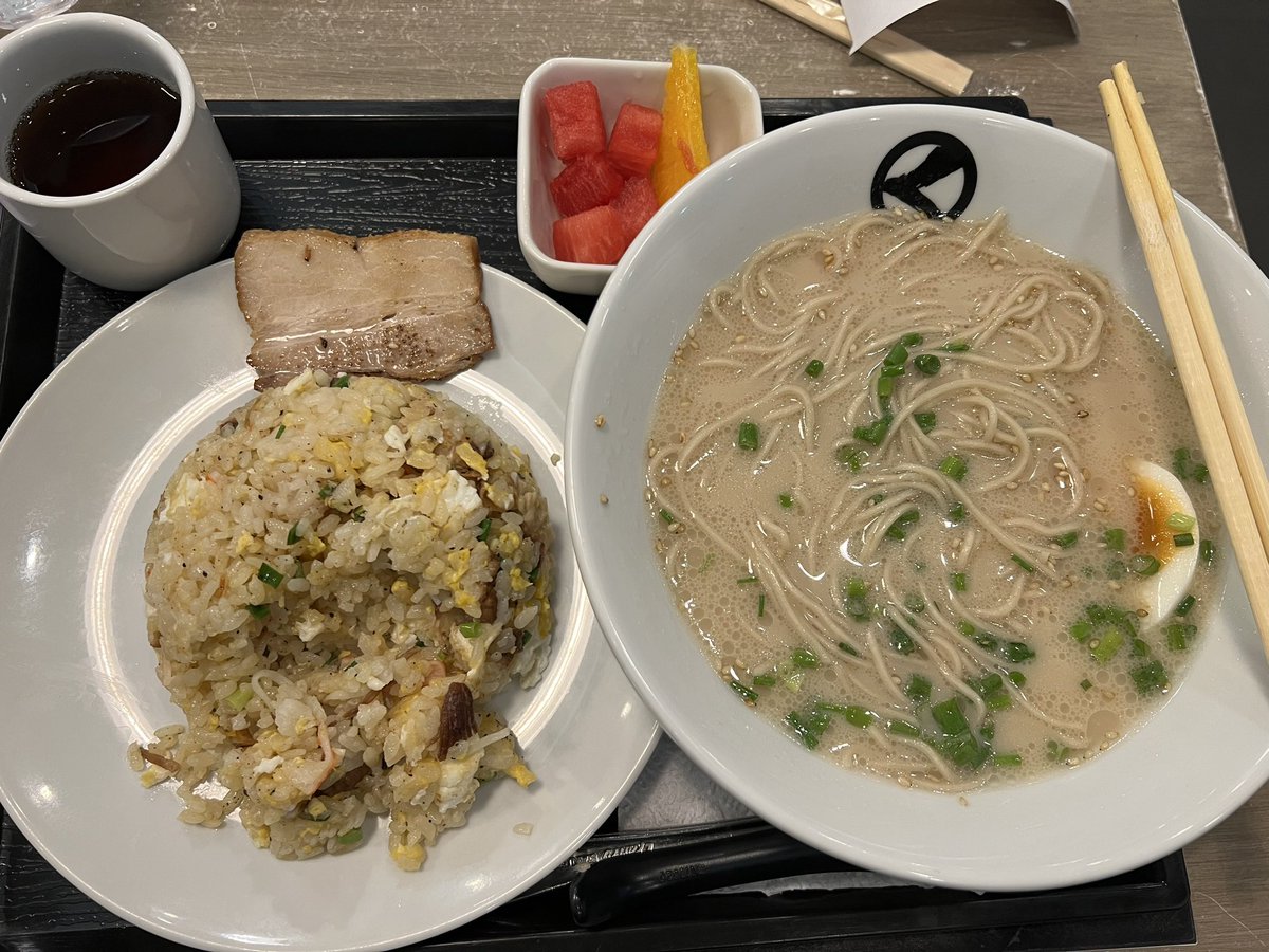 steadyDRE's tweet photo. Super sulit set meals 👌🏼👌🏼
#TYDL 🙏 https://t.co/hJdcDQbZOr