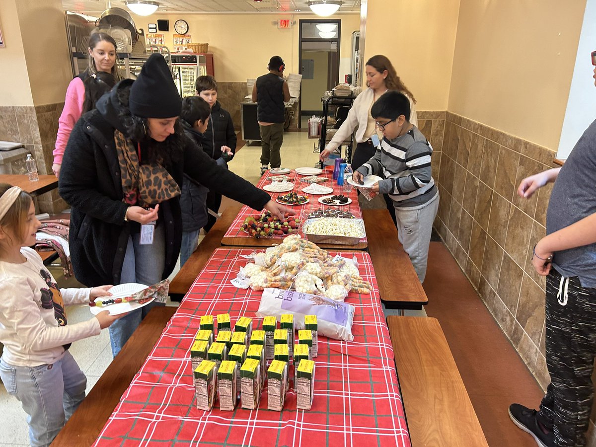 Amanda Hogan tweet media